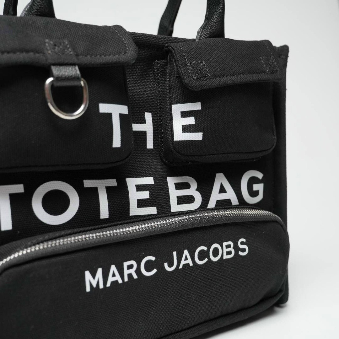 сумка тоут marc jacobs,женская сумка тоут marc jacobs,сумка marc jacobs the tote bag,marc jacobs сумка на плечо тоут,тканевая сумка на плечо marc jacobs tote bag бело-черный