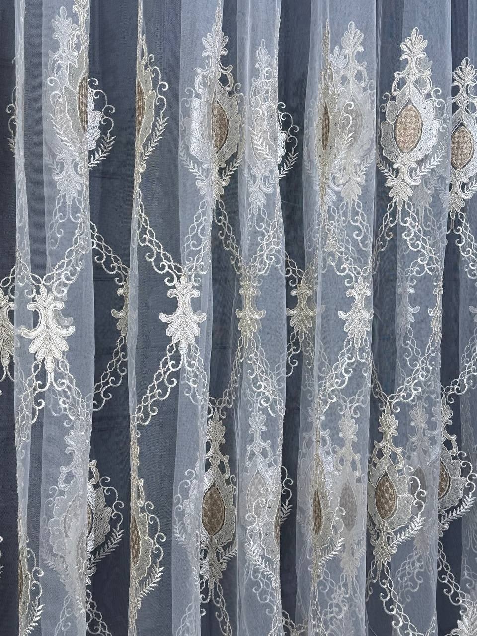 тюль-сетка с вышивкой,тюль с вышивкой,тюль сетка вышивка "праздник" высота 300 см,тюль со стразами,тюль сетка с вышивкой 500 x 270 см