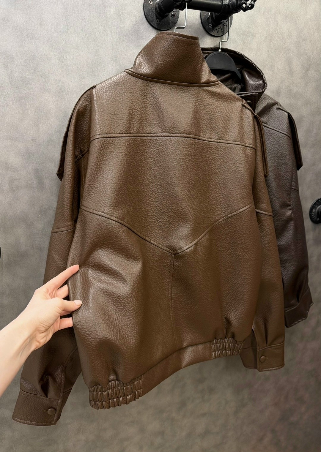 куртка кожаная,куртка оверсайз,женская кожаная куртка,мода стиль