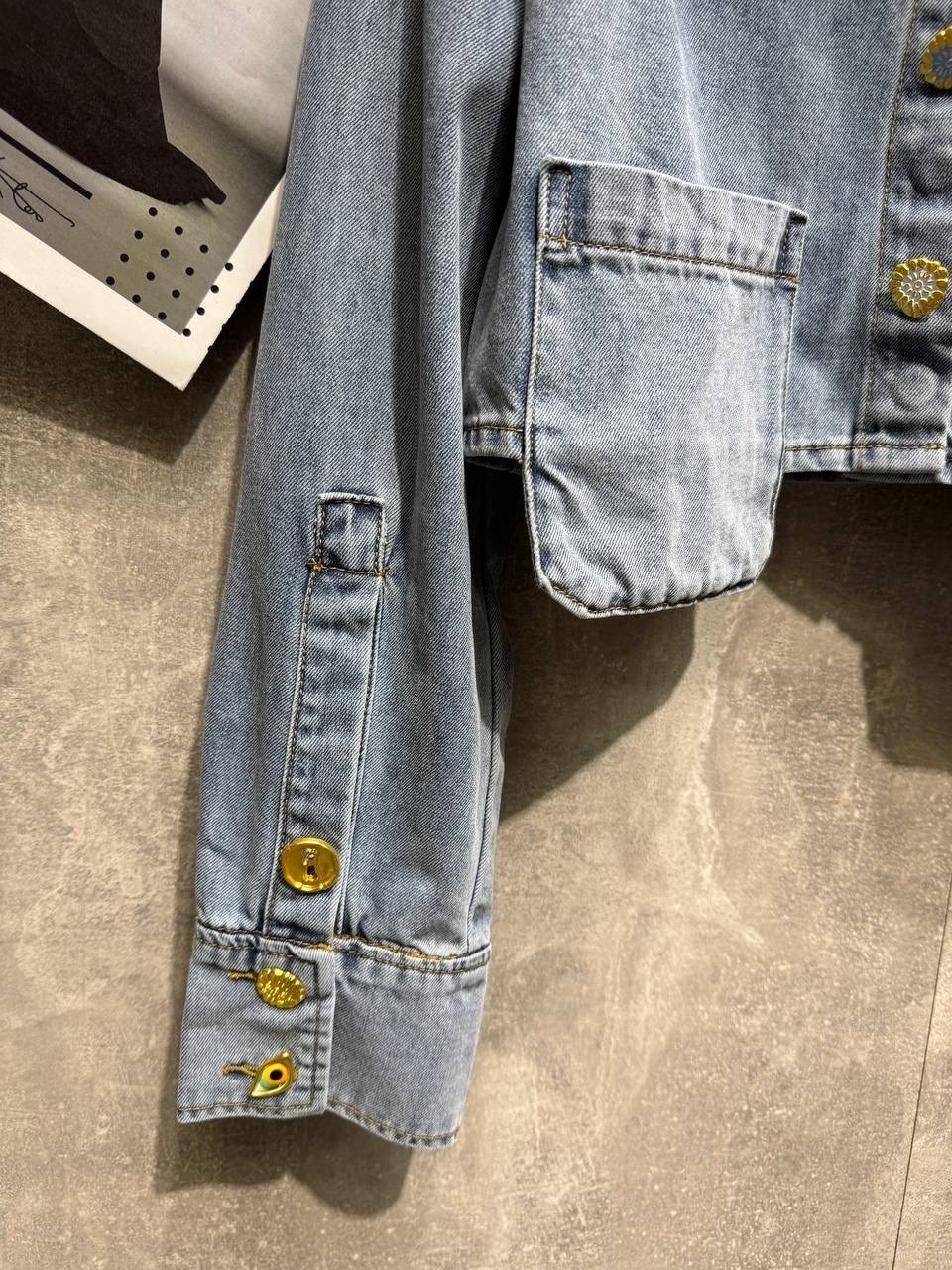 джинсовые куртки женские,джинсовая куртка,укороченная джинсовая куртка,короткая джинсовая куртка,женская короткая джинсовая куртка