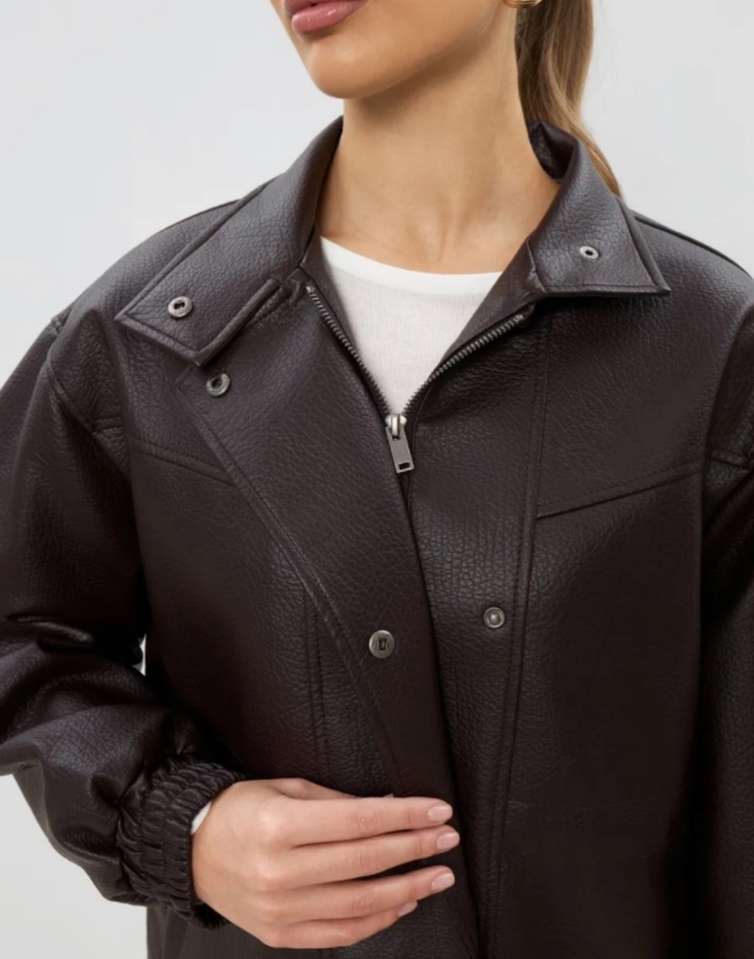 куртка кожаная,куртка бомбер,женская кожаная куртка,женская куртка из искусственной кожи,куртка-бомбер свободного кроя topshop из искусственной кожи коричневого цвета