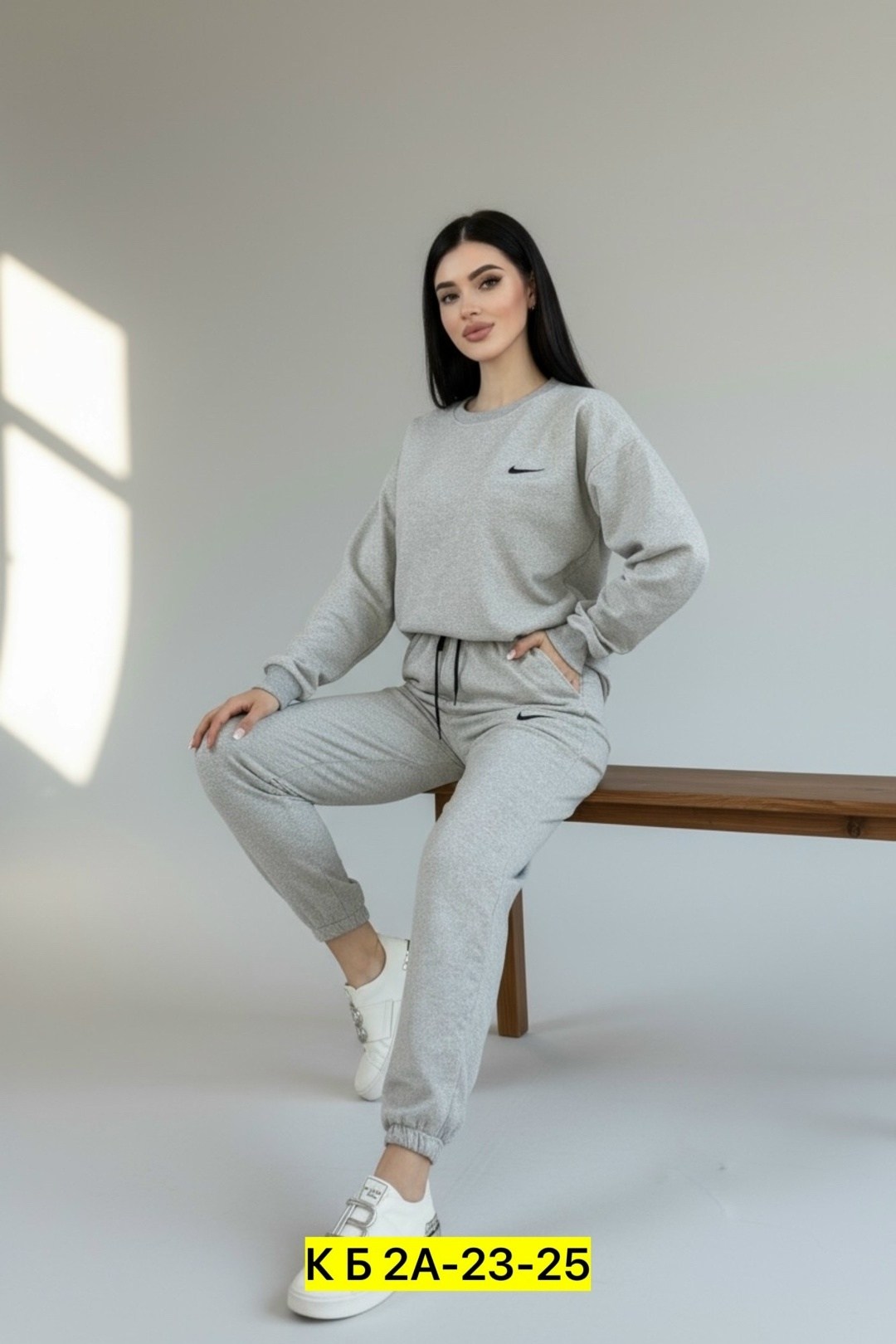 спортивный костюм серый,женские спортивные костюмы,спортивный костюм,костюм трикотажный,костюм спортивный женский nike