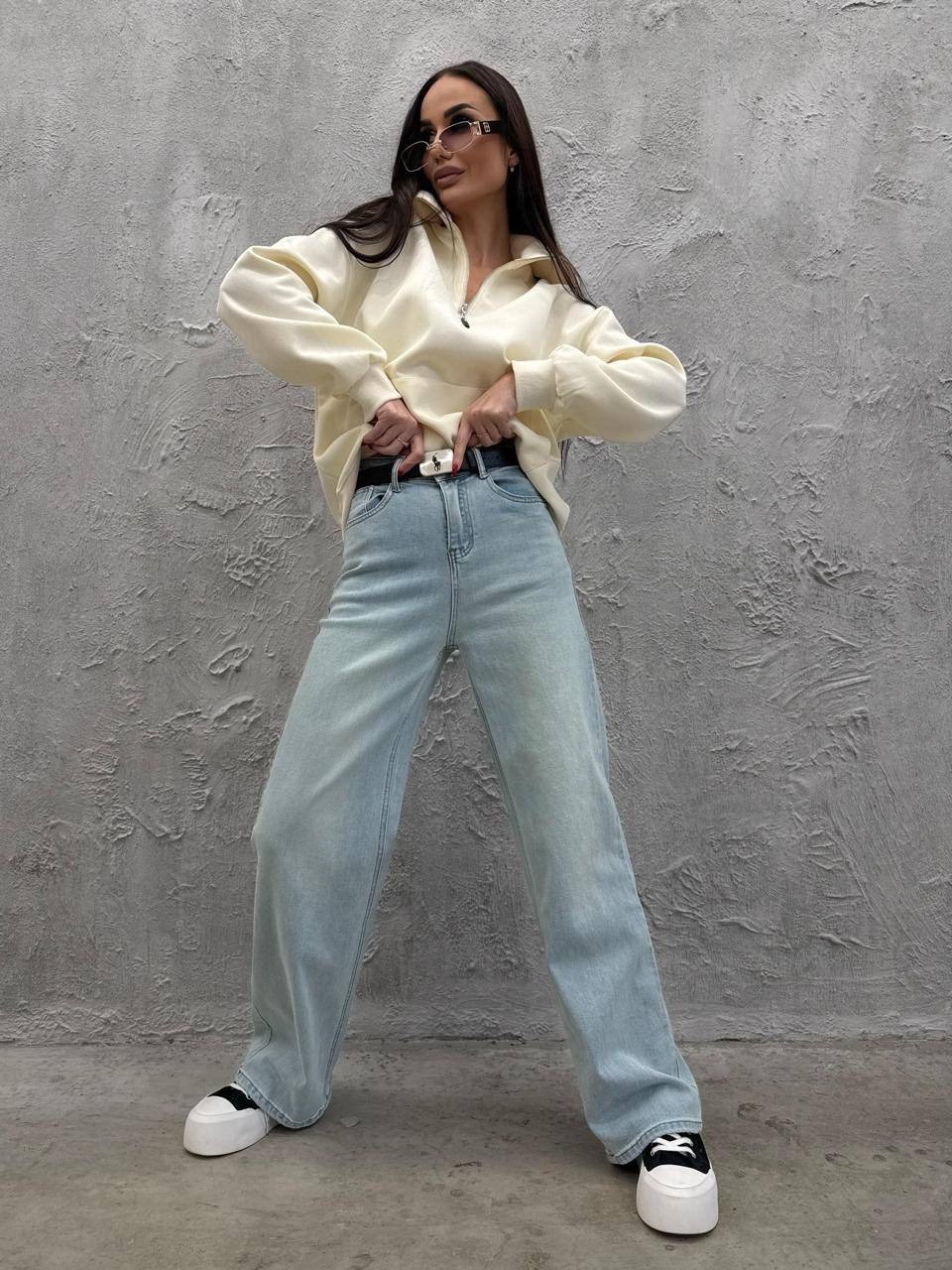 джинсы стиль,джинсы,джинсы широкие трубы,женские джинсы,широкие джинсы