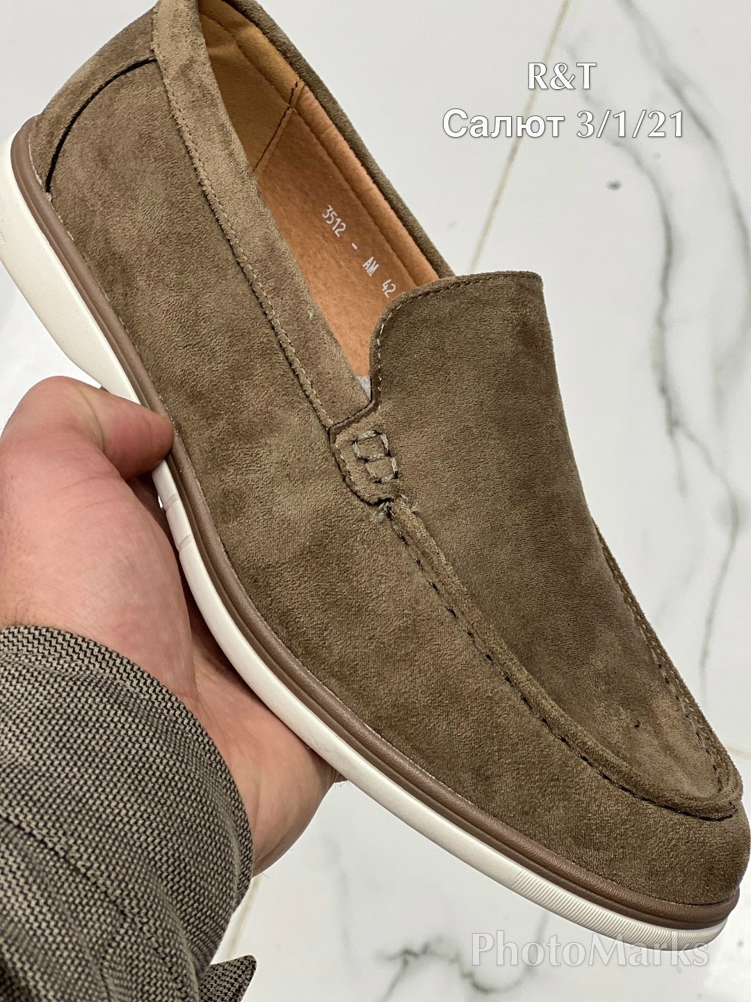 loro piana мужские лоферы,,мужские замшевые лоферы,лоферы мужские замшевые с белой подошвой,мокасины лоро пиано мужские