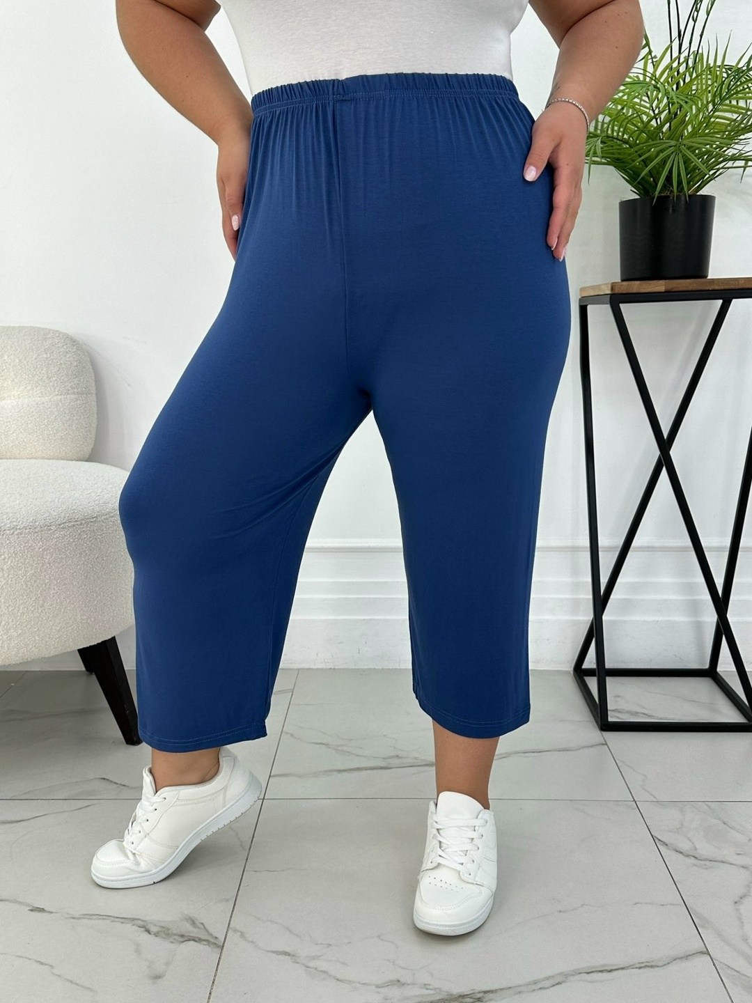 бриджи женские,бриджи женские модель 163 трикотаж (джерси) ярко-синий,леггинсы бриджи,легинсы женские,бриджи женские трикотажные