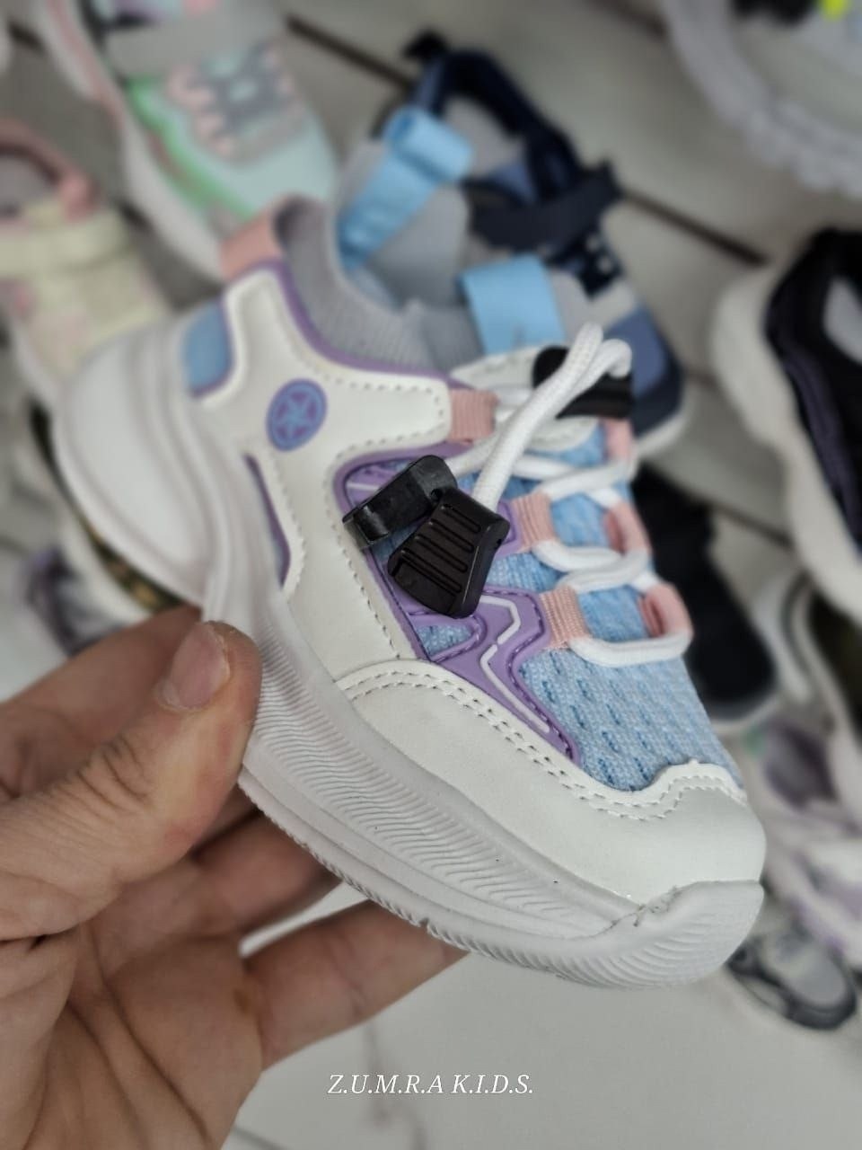 детские кроссовки,кроссовки,кроссовки для девочек,крутые детские кроссовки,кроссовки для малыша