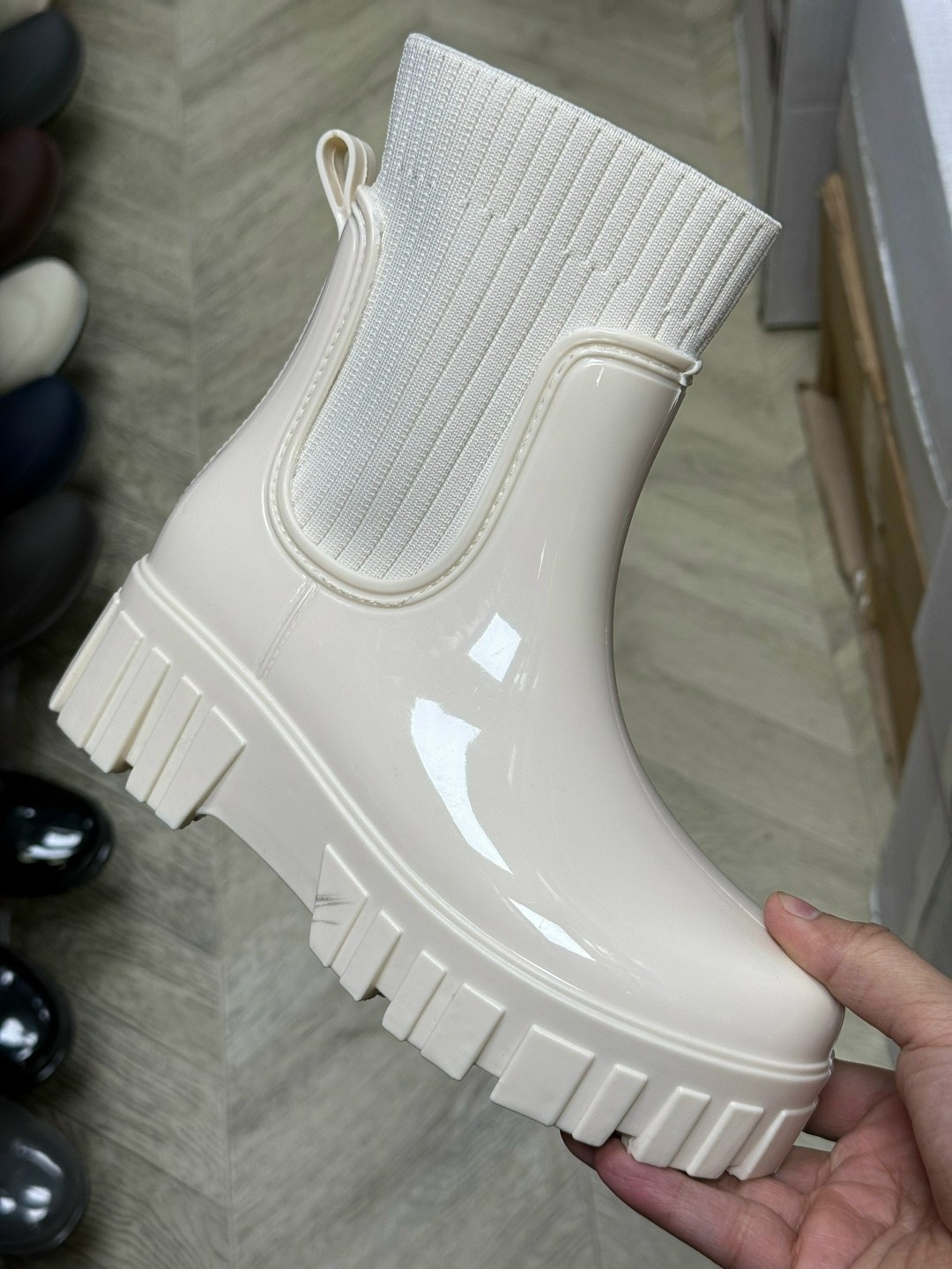 резиновые сапоги,резиновые сапоги женские,сапоги резиновые basvello,сапожки,