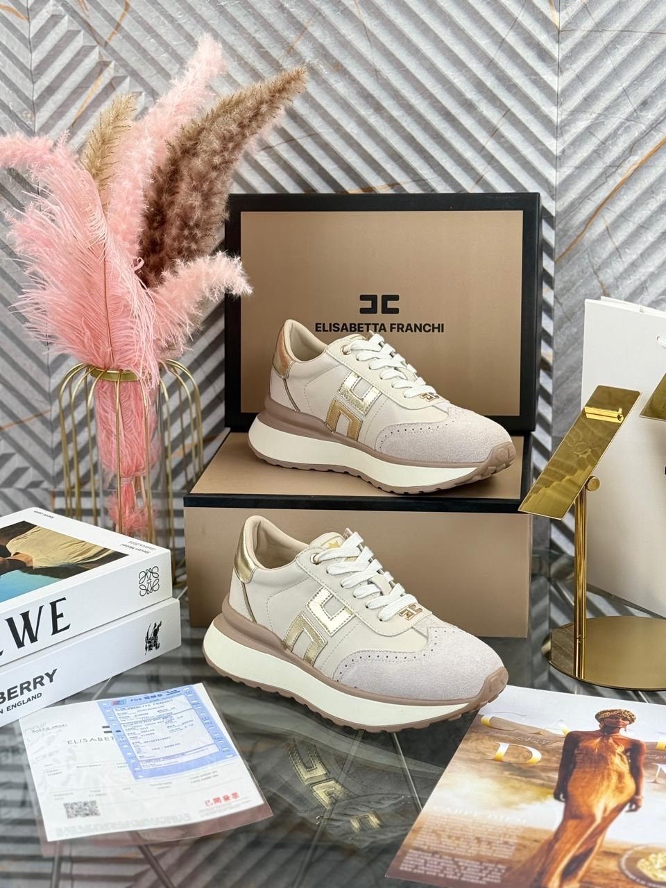 ,кроссовки луи витон оригинал,кроссовки женские луи виттон 2026,женские кроссовки, женская