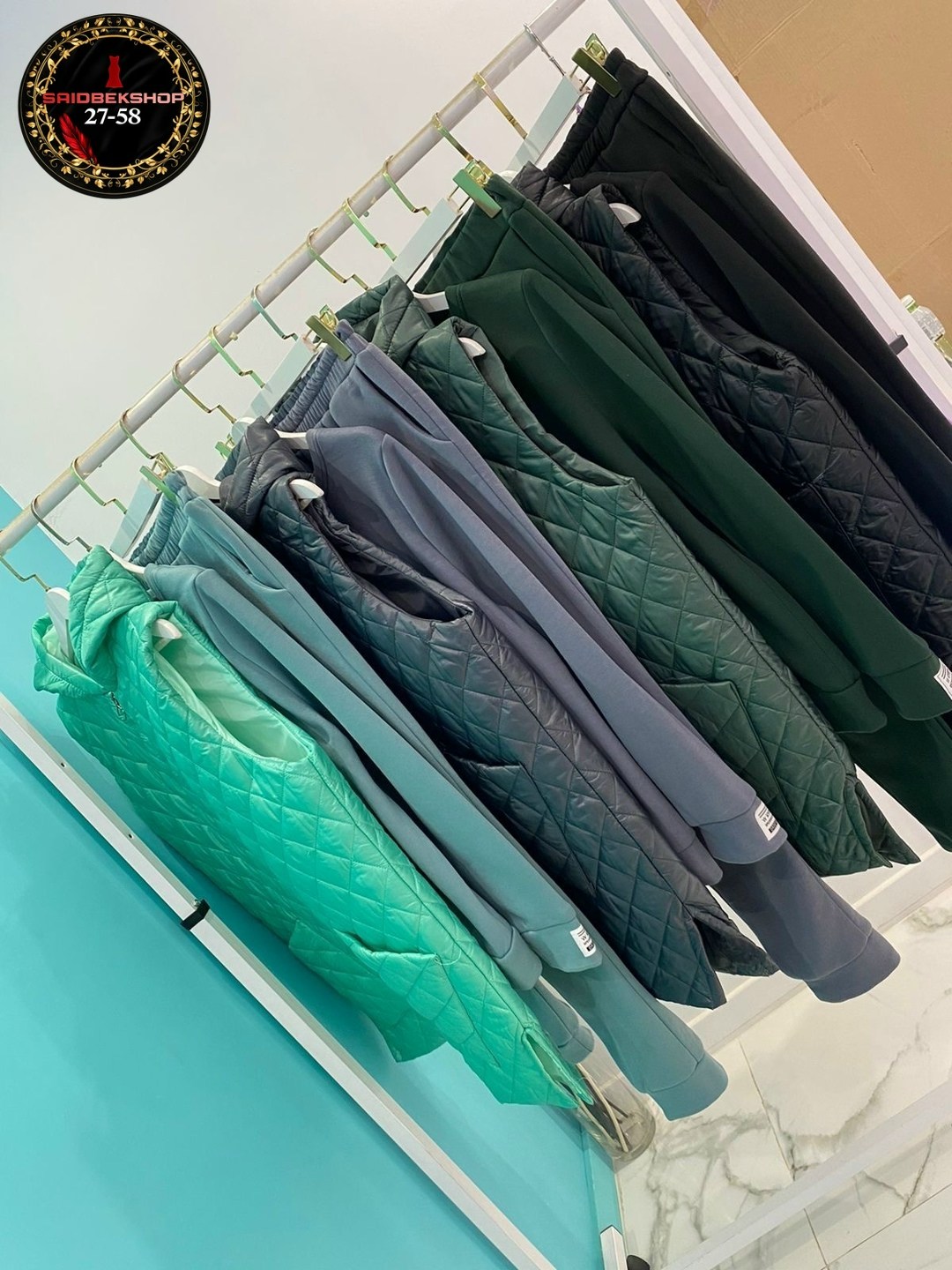 cпортивный костюм женский на флисе,костюм женский тройка,жилет на синтепоне,теплый костюм тройка,женский костюм на флисе