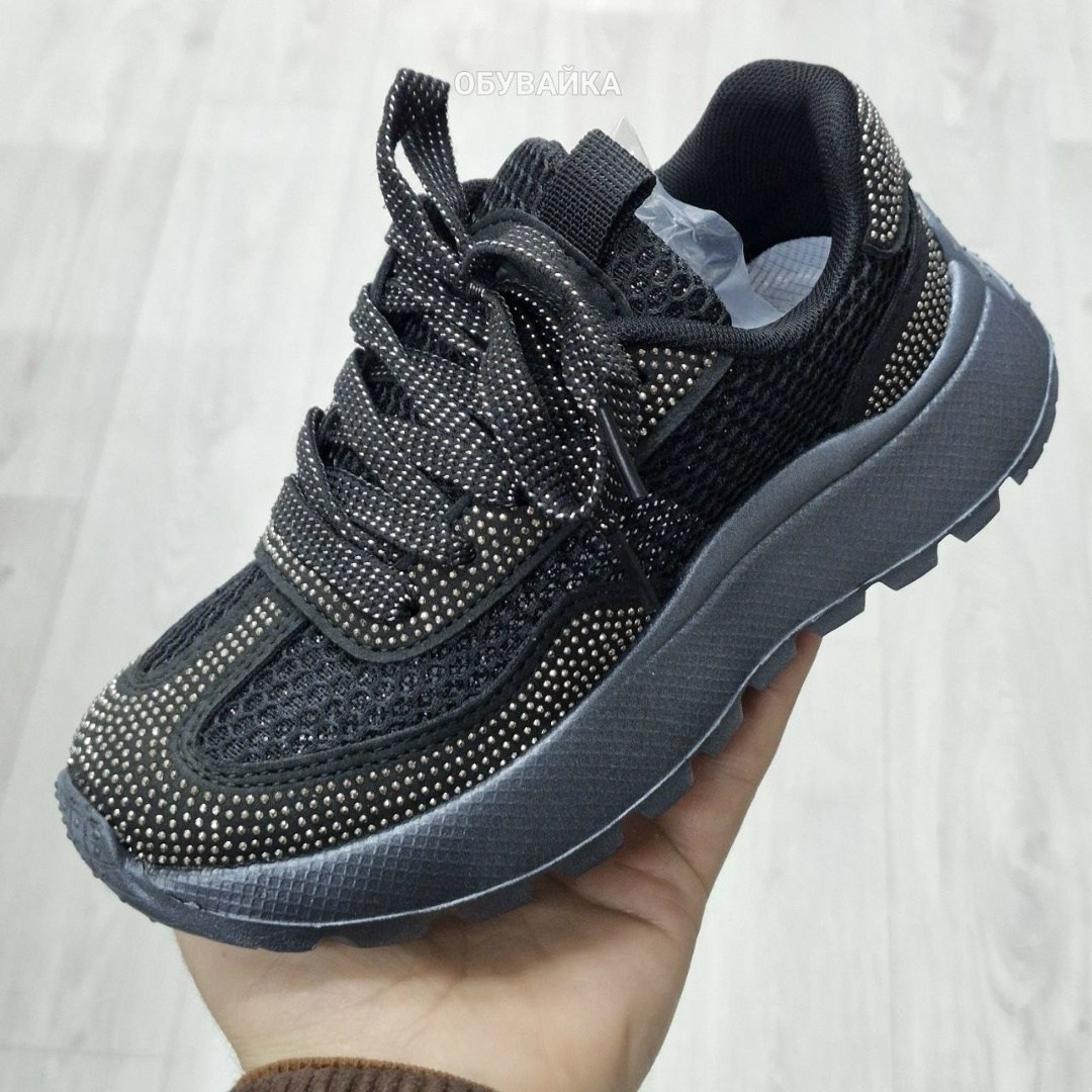 ,женские кроссовки,спортивная , женская,спортивные кроссовки