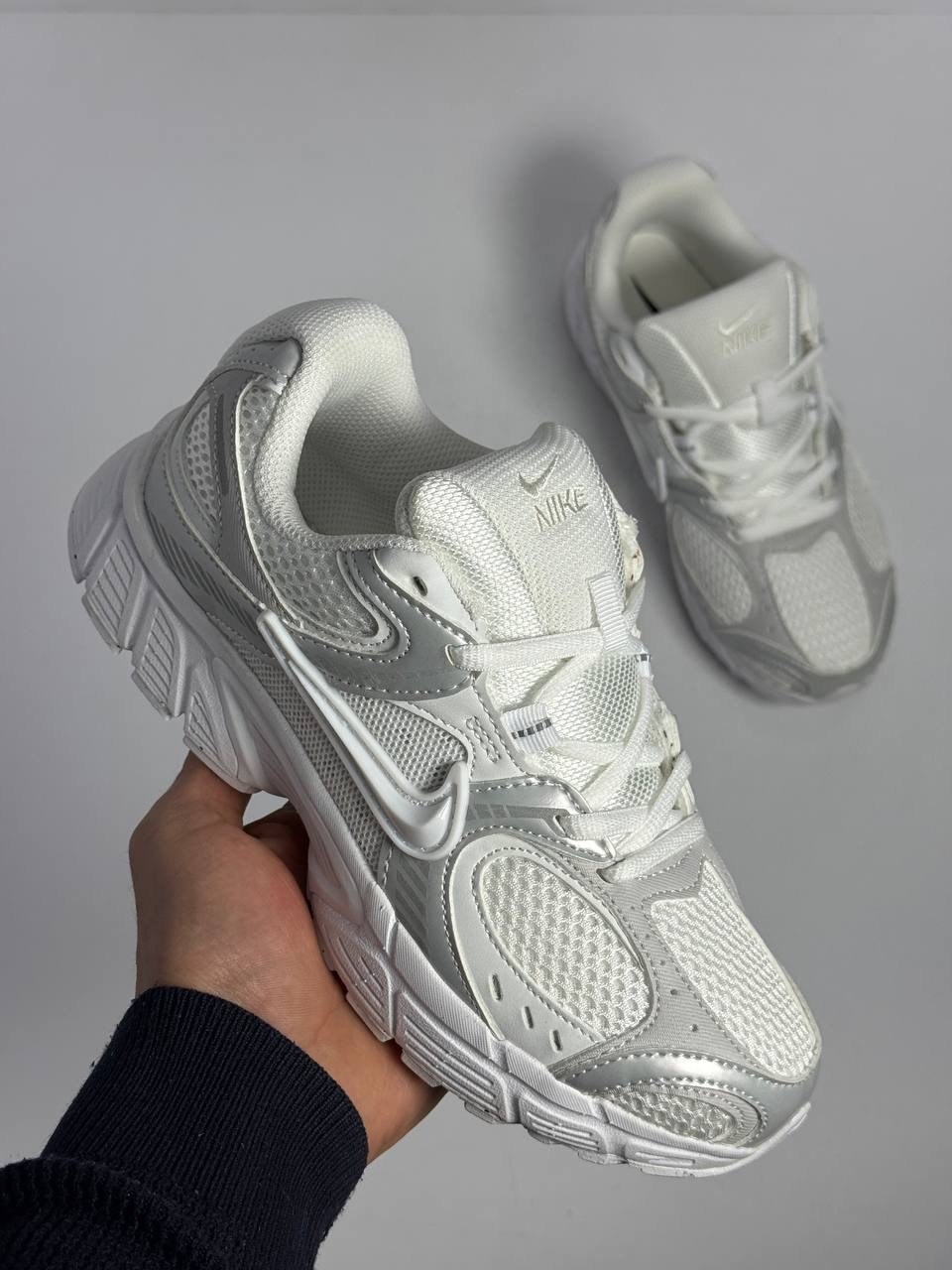 кроссовки,кроссовки nike,женские кроссовки,кроссовки nike v5 rnr white black silver,белые кроссовки nike