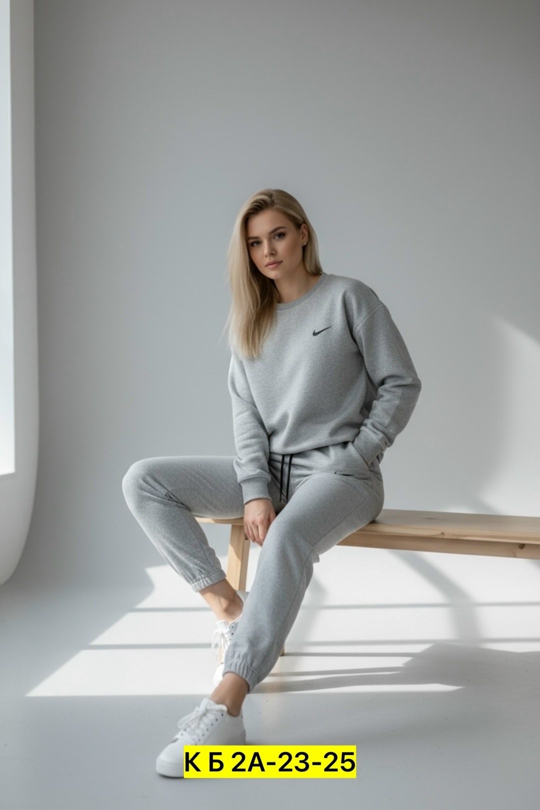 спортивный костюм серый,женские спортивные костюмы,спортивный костюм,костюм трикотажный,костюм спортивный женский nike