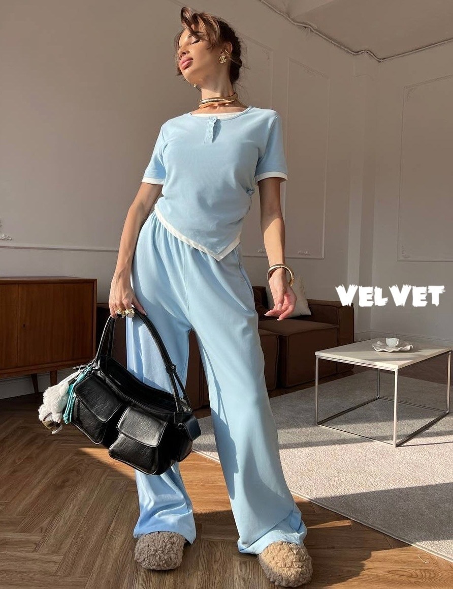 костюмчик,костюм стильный,трикотажные костюмы,женский костюм,костюм с брюками