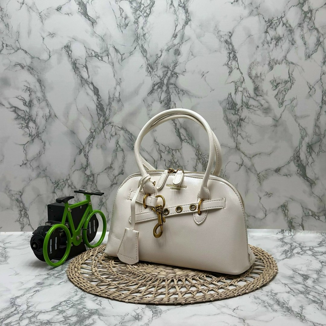 сумка,женская сумка,модная сумка,белая сумка,элегантная сумка