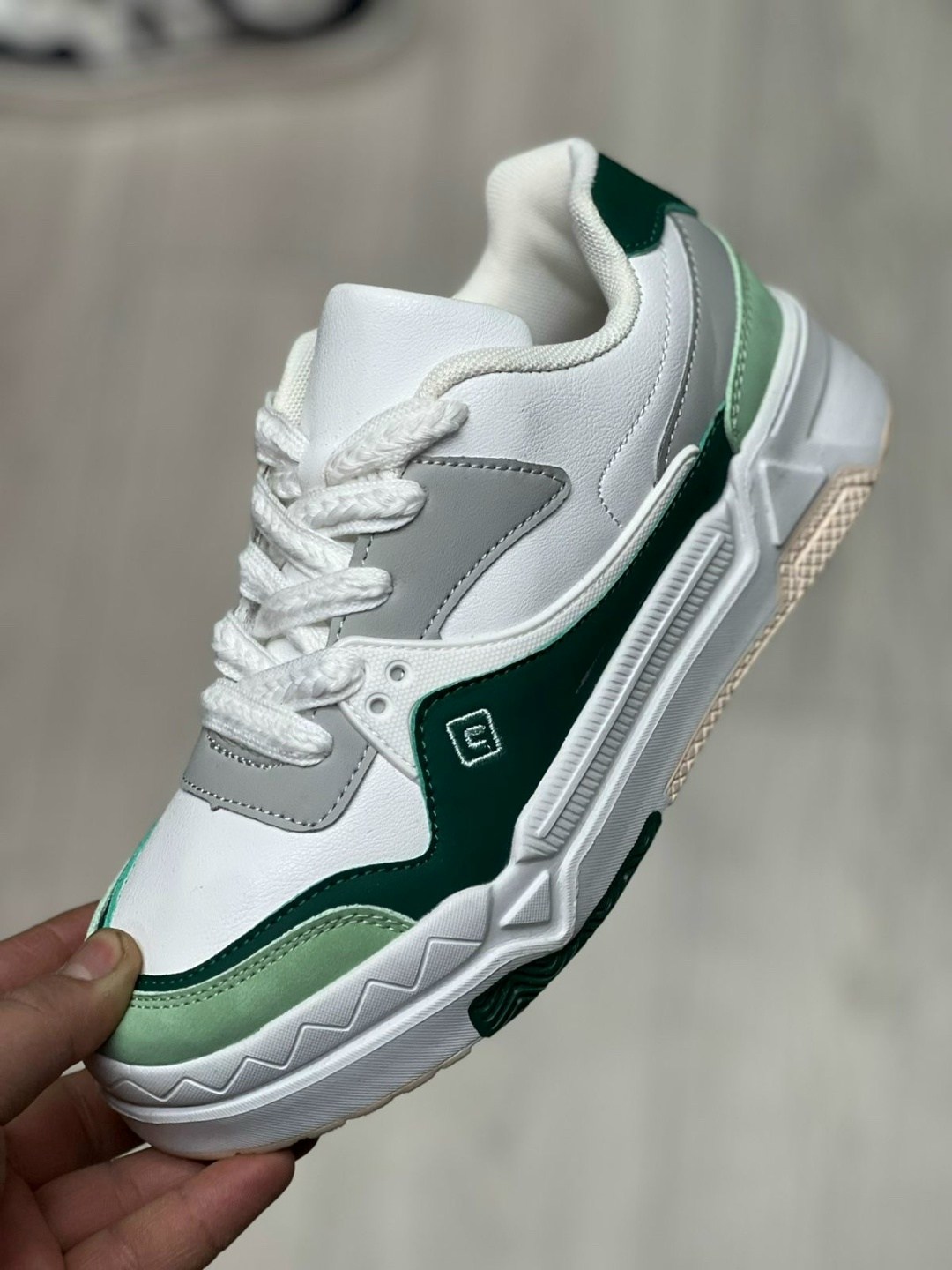 ,кроссовки женскиe,кроссовки повседневные,кроссовка,кроссовки для женщин