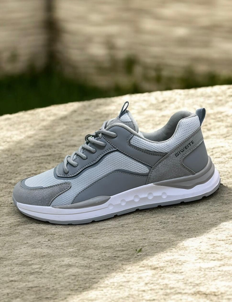 кроссовки,кроссовки повседневные,модные кроссовки,кроссовки удобные,спортивная