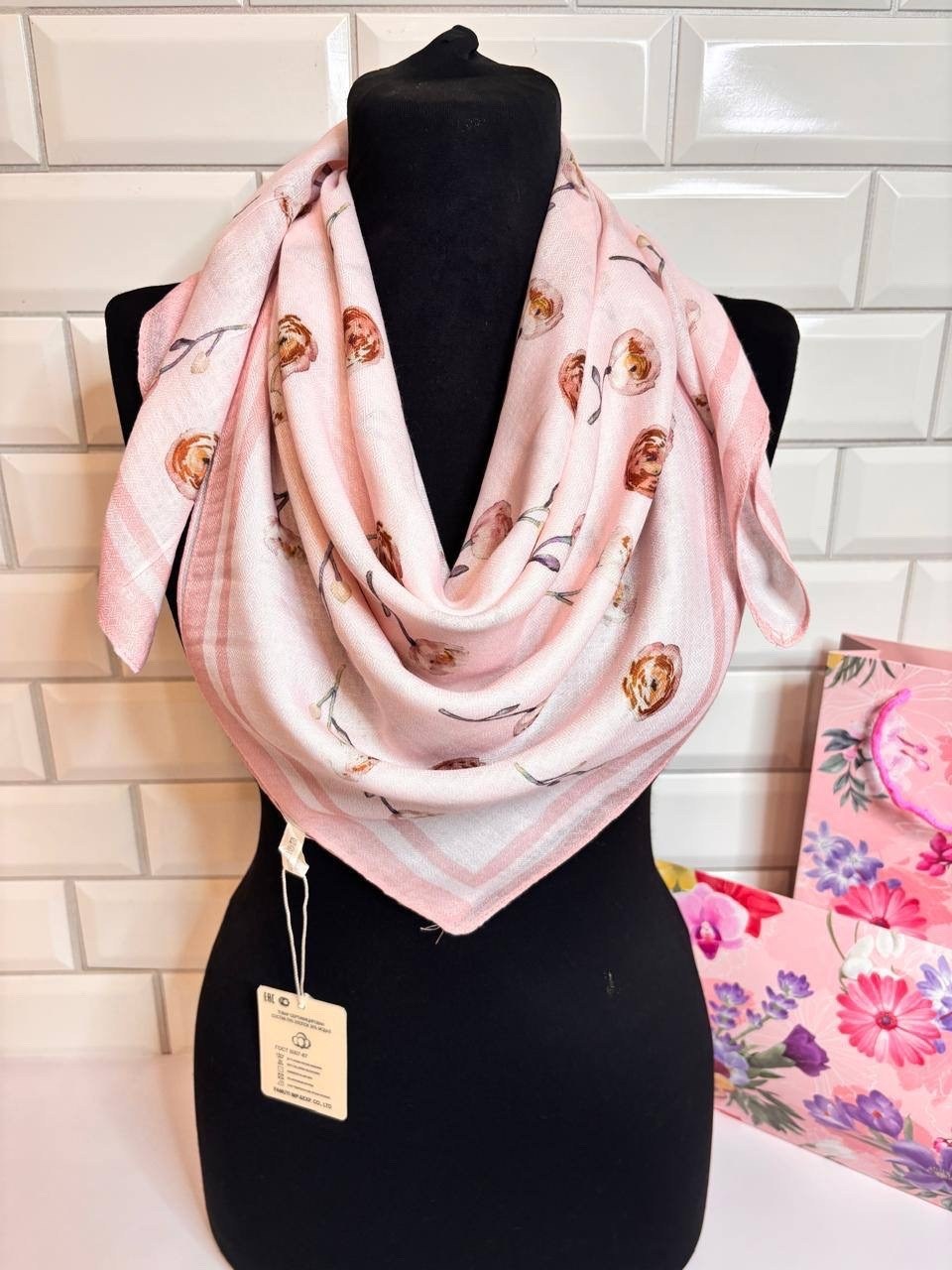 платок женский с рисунком,платки шарф,платки женские,платка,платки шейный платок