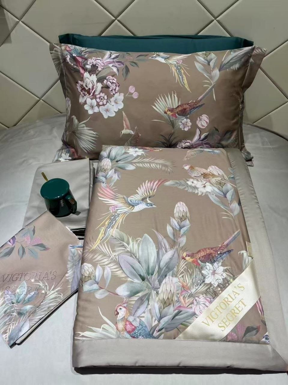 комплект постельного белья с одеялом,комплект постельного белья,комплект постельного белья blumarine,комплект постельного белья blumarine мако-сатин евро наволочки 50x70,victoria's secret комплект пос