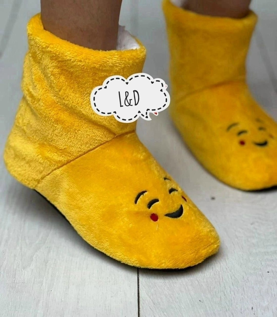 домашние тапочки,женские домашние тапочки,,домашние тапочки сапожки,тапочки детские домашние на ногах