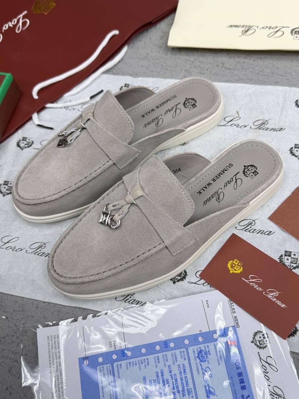 loro piana мюли,лоферы loro piana,лоферы женские loro piana,сабо loro piana,женские замшевые мюли loro piana бежевые