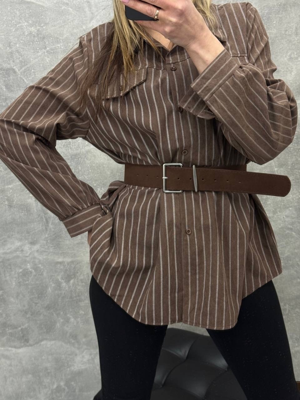 рубашка женская оверсайз,хлопковая рубашка в полоску оверсайз cosmo brand,рубашка оверсайз в полоску (коричневый),рубашка оверсайз в полоску (коричневый) charmstore,вельветовая рубашка женская