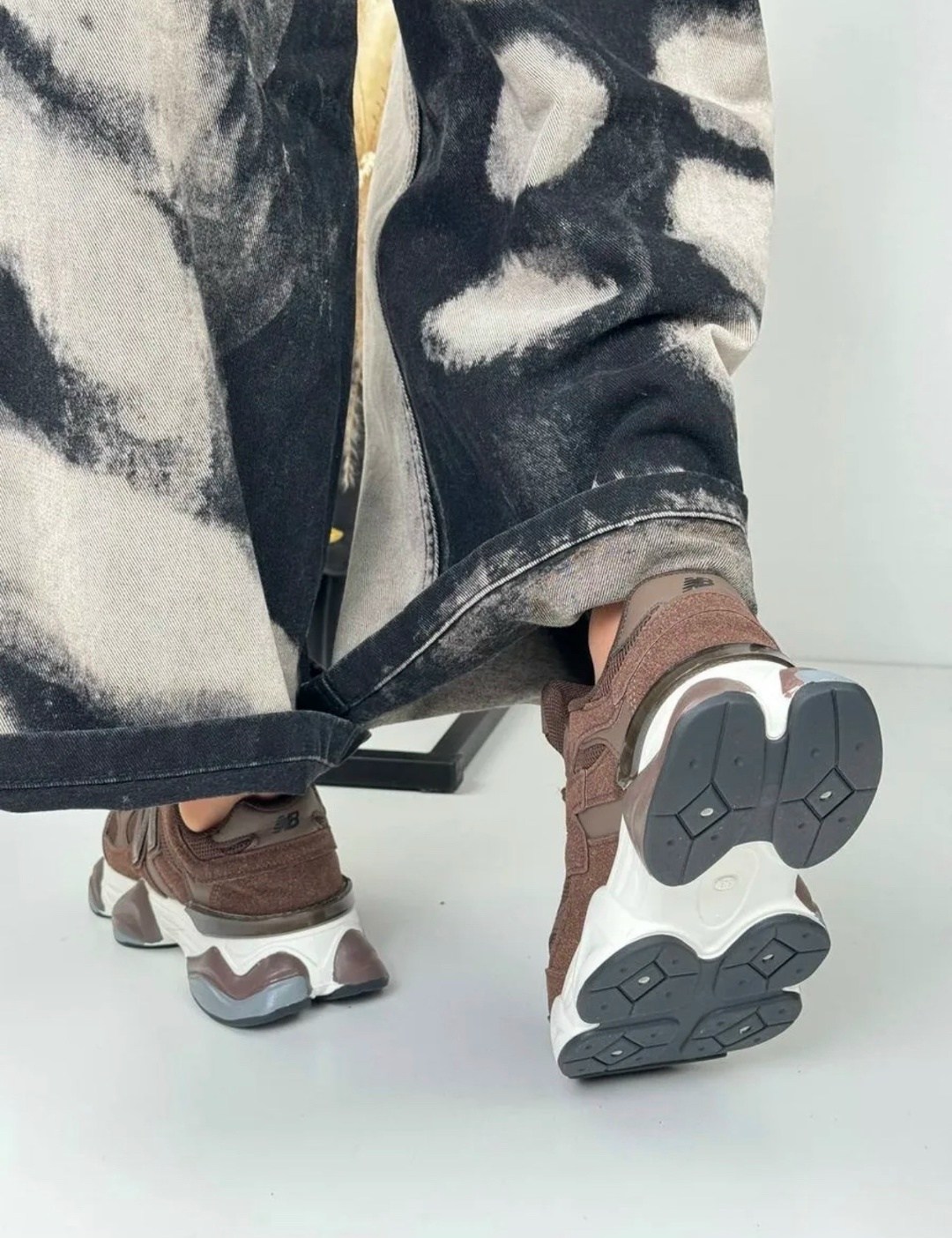 кроссовки new balance 9060,кроссовки женские new balance,кроссовки new balance,замшевые кроссовки,женские кроссовки