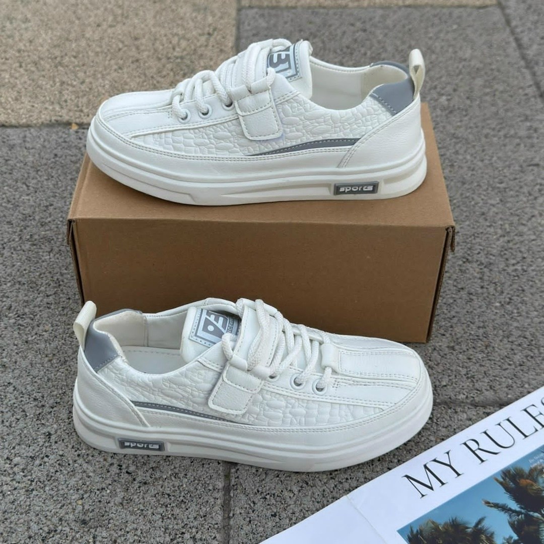 ,кроссовки женскиe,спортивная ,кроссовки модные,кроссовки для женщин