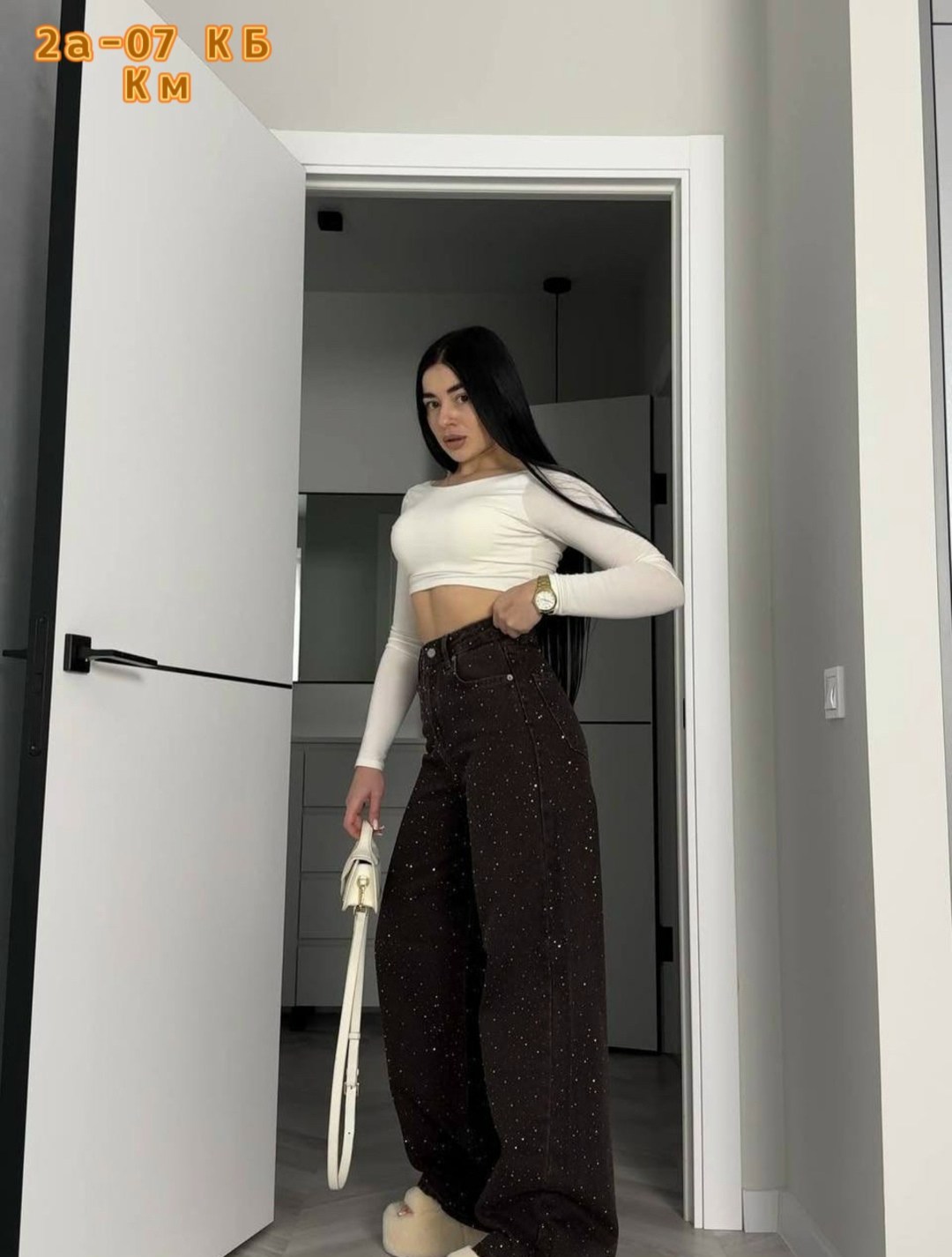 джинсы со стразами,джинсы клеш со стразами h&a collection,женские джинсы со стразами,женские джинсы,джинсы широкие со стразами