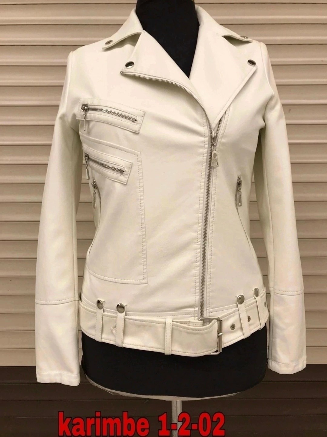 женская куртка,куртка кожаная женская,белая кожаная куртка женская,куртка женская легкая,белая кожаная куртка