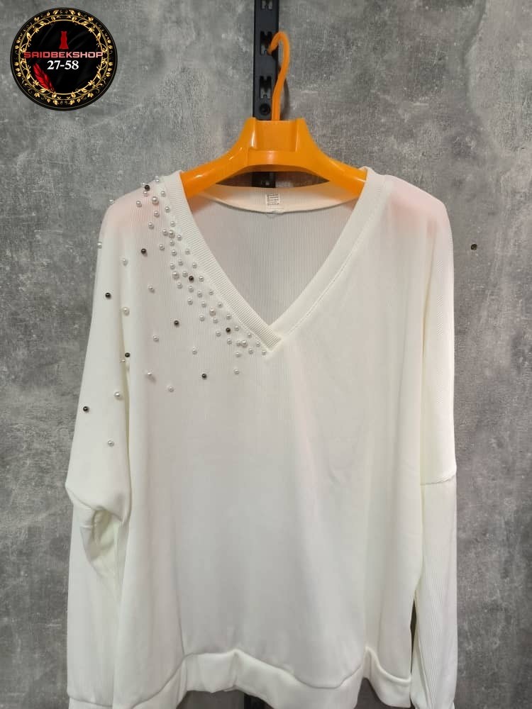 кофточка с отделкой из жемчужин,кофта женская с стразами,женская кофта с бусинами,кофта женская трикотажная с бусинами,кофта нарядная со стразами