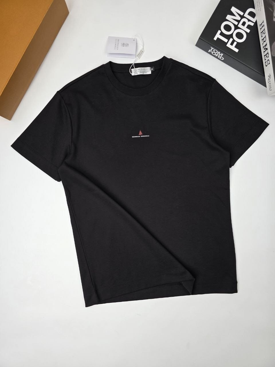 футболки мужские,белая мужская футболка,футболка brunello cucinelli,футболки белые,футболки женская