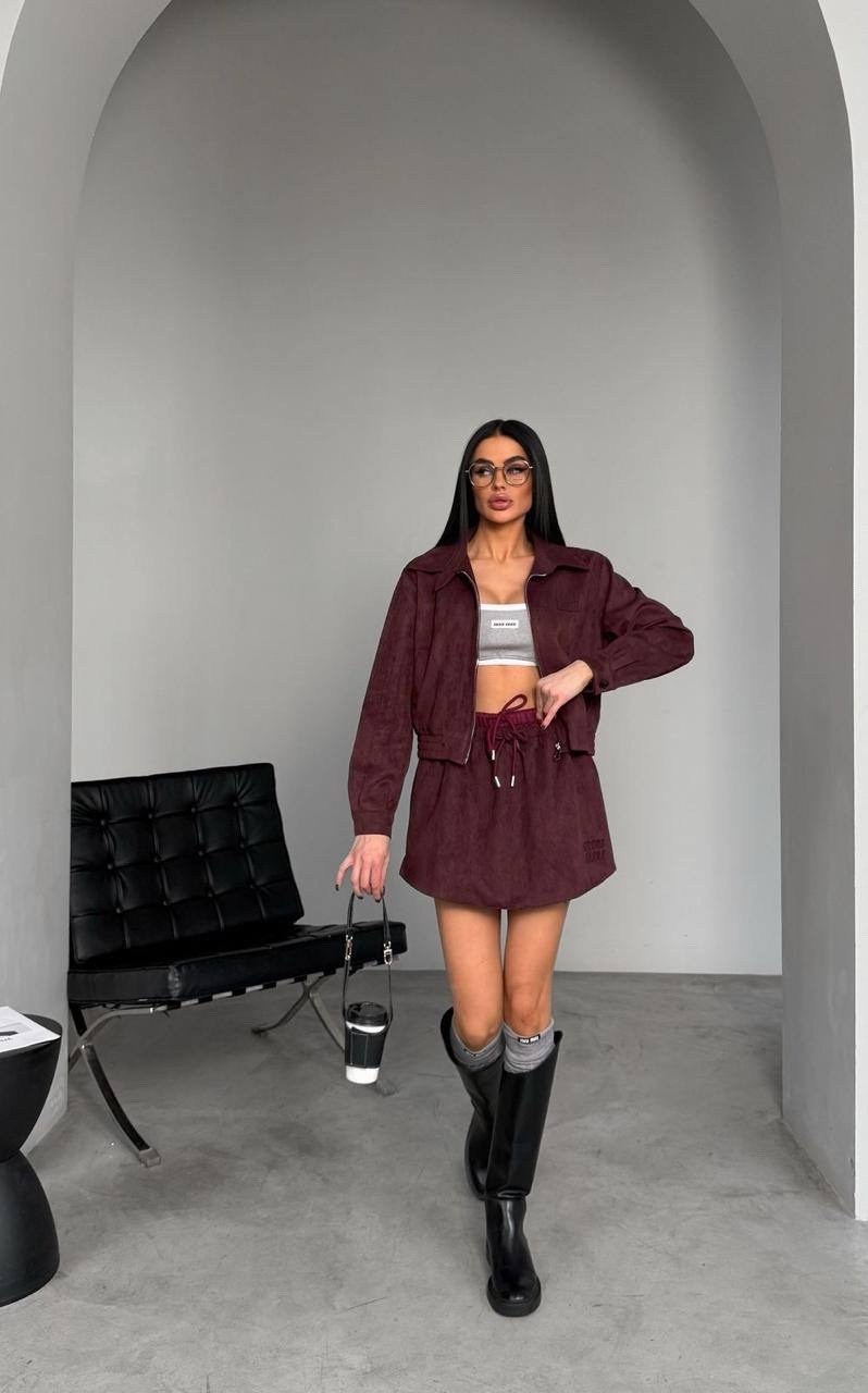 костюм с юбкой,женские костюмы с юбкой,костюм юбка и пиджак,костюм из микровельвета,вельветовый костюм с юбкой