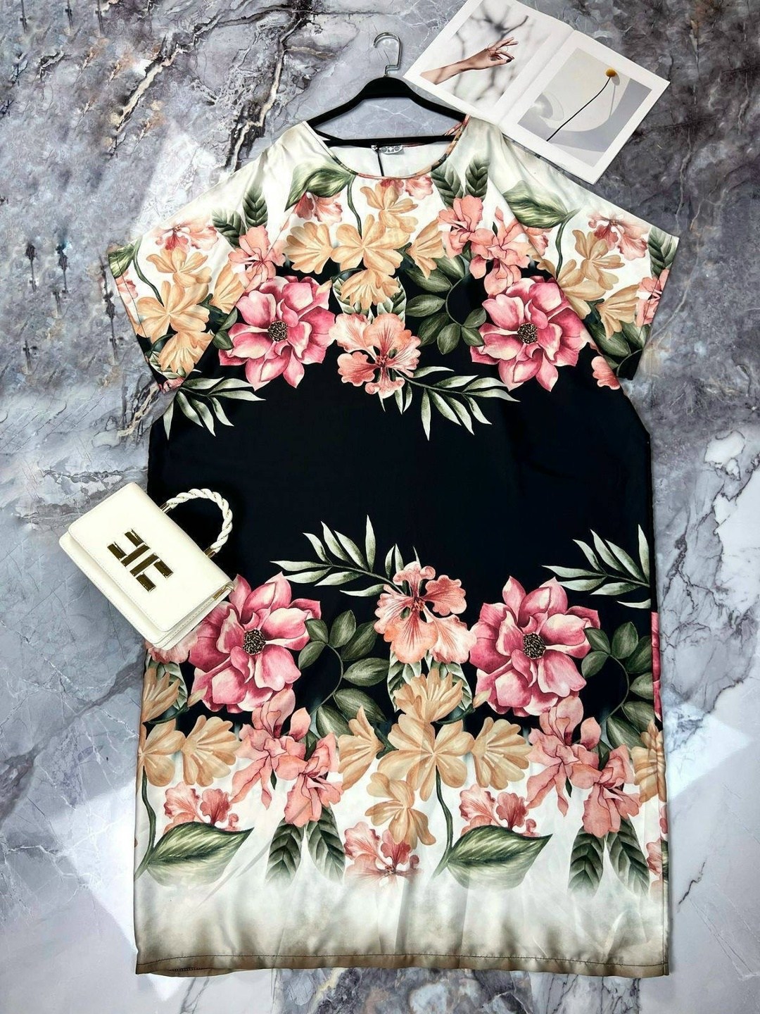 платье с крупными цветами,нарядное платье из шифона,нарядное платье,летнее платье,платье