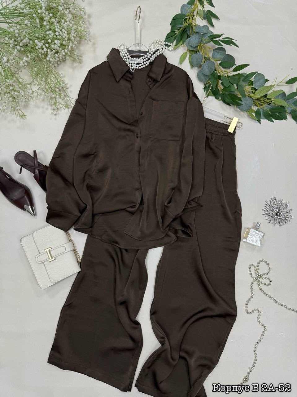 брючный атласный костюм,шелковый костюм,костюм из атласа брючный,брючный костюм женский,костюм в пижамном стиле