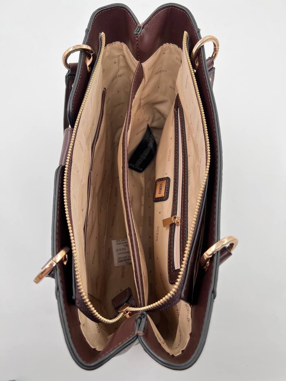 сумка guess,сумка женская guess hwpa9190060 темно-коричневая,женская сумка guess,сумка тоут guess,сумка повседневная на плечо тоут guess coromelli 262348366