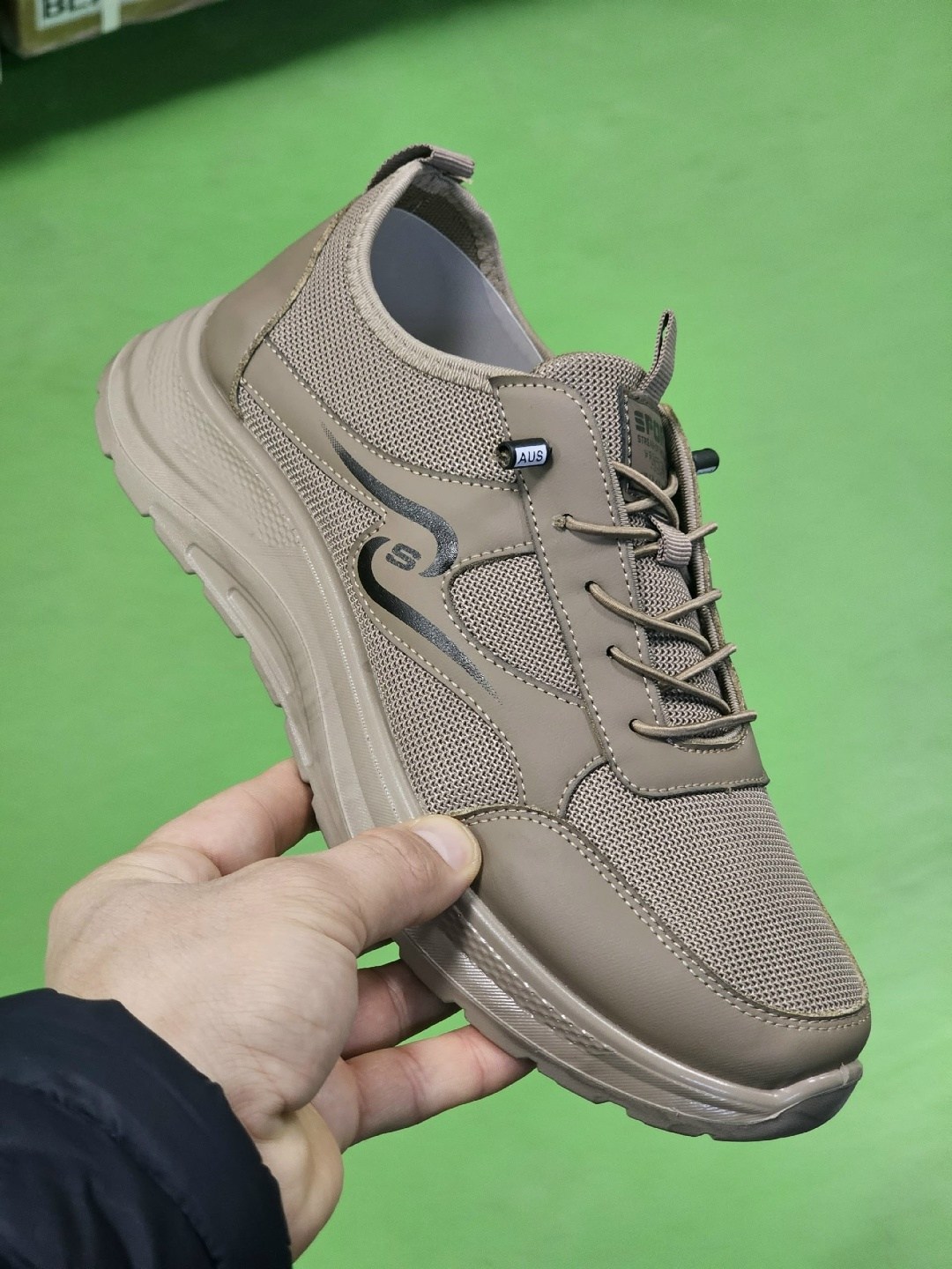 ,кроссовки женскиe,спортивная ,мужские кроссовки,кроссовки повседневные