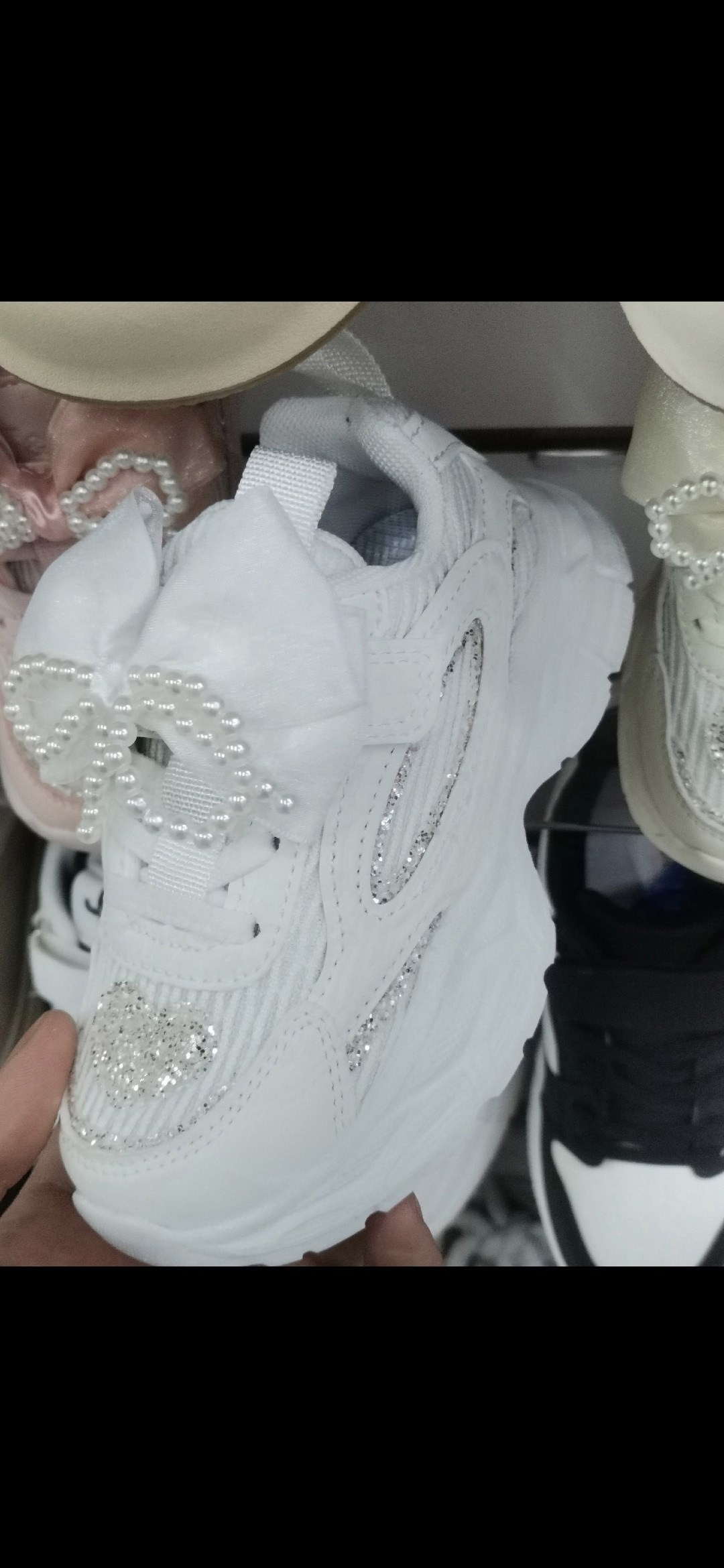 ,детские кроссовки,кроссовки модные,женские кроссовки,спортивная