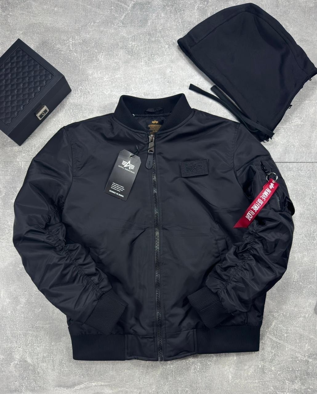 бомбер alpha industries ma 1,зеленые куртки alpha industries,бомбер alpha industries зеленый,куртка бомбер,зелёный бомбер alpha industries ma 1