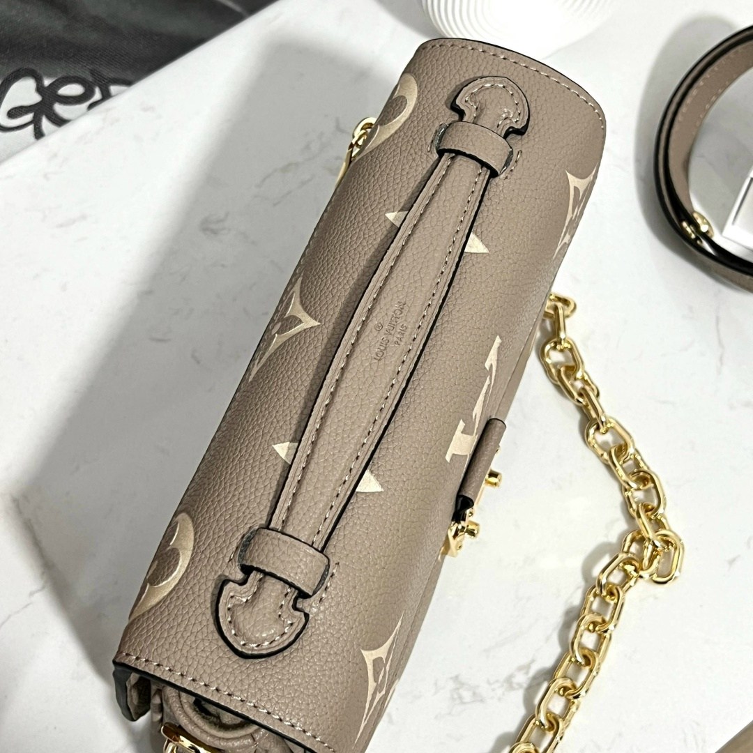 сумка louis vuitton,луи виттон сумка,сумка женская louis vuitton,сумка модная,сумка louis vuitton pochette metis east west