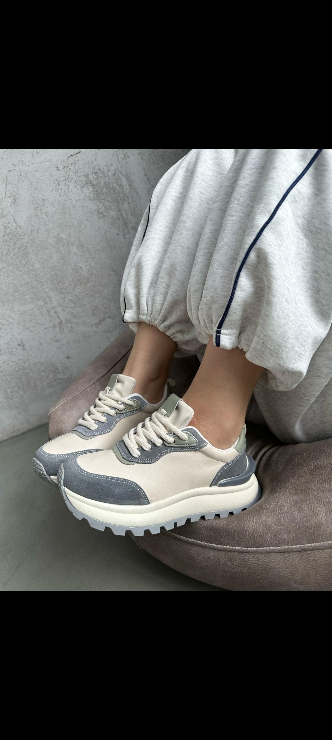 женские кроссовки,,кроссовки модные,кроссовка,стильные кроссовки