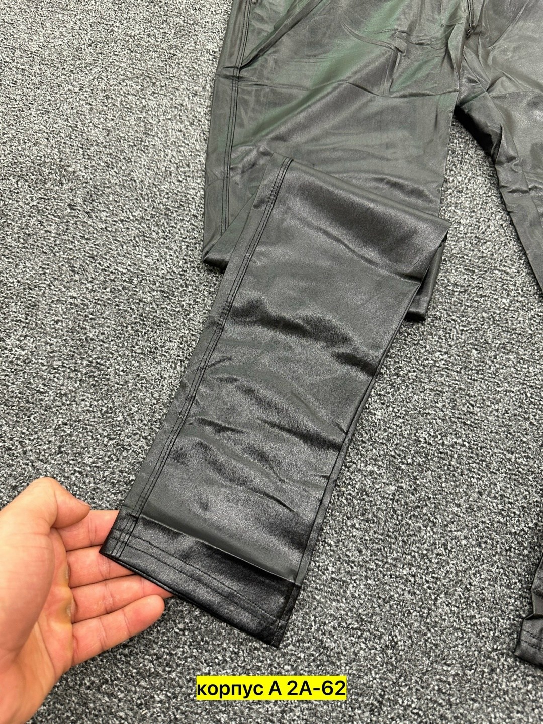 кожаные лосины,женские кожаные брюки флисе,женские легинсы,кожаные легинсы больших размеров,кожаные брюки