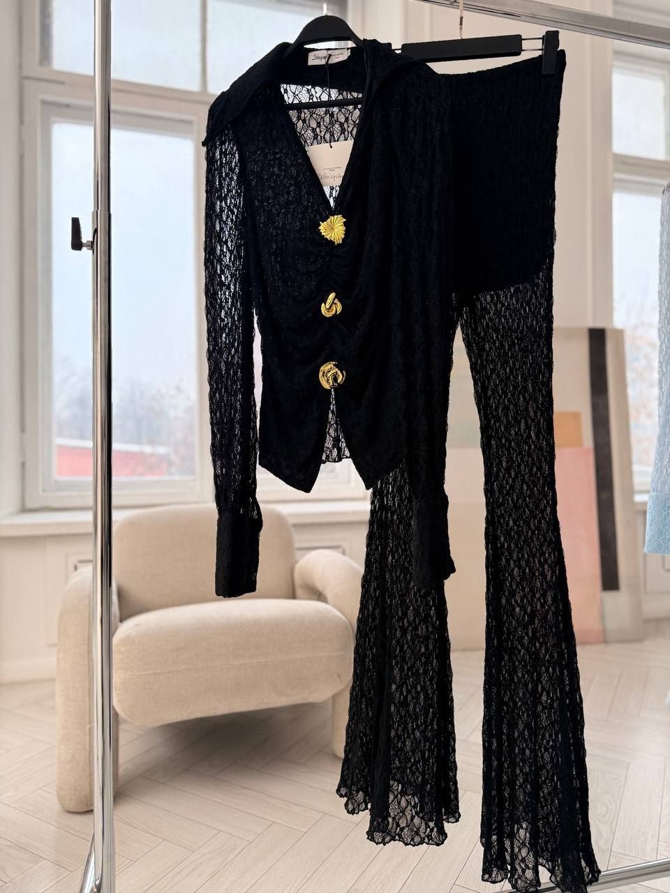 стильные костюмы,костюм брючный,голубой брючный костюм,костюм голубой,гипюровые штаны