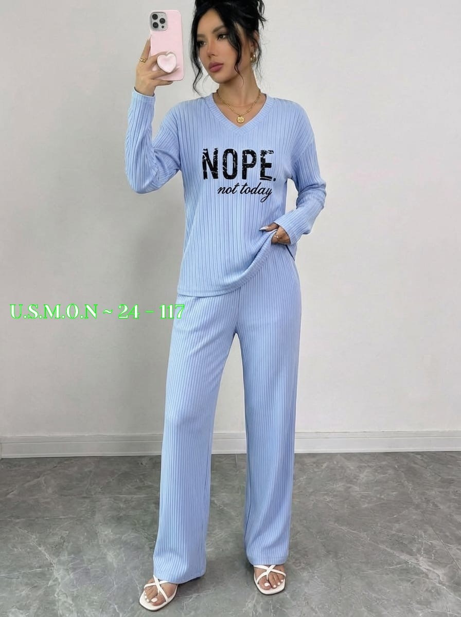 костюм женский трикотажный,брючный костюм лапша женский,женский костюм,костюм с брюками,женский брючный костюм