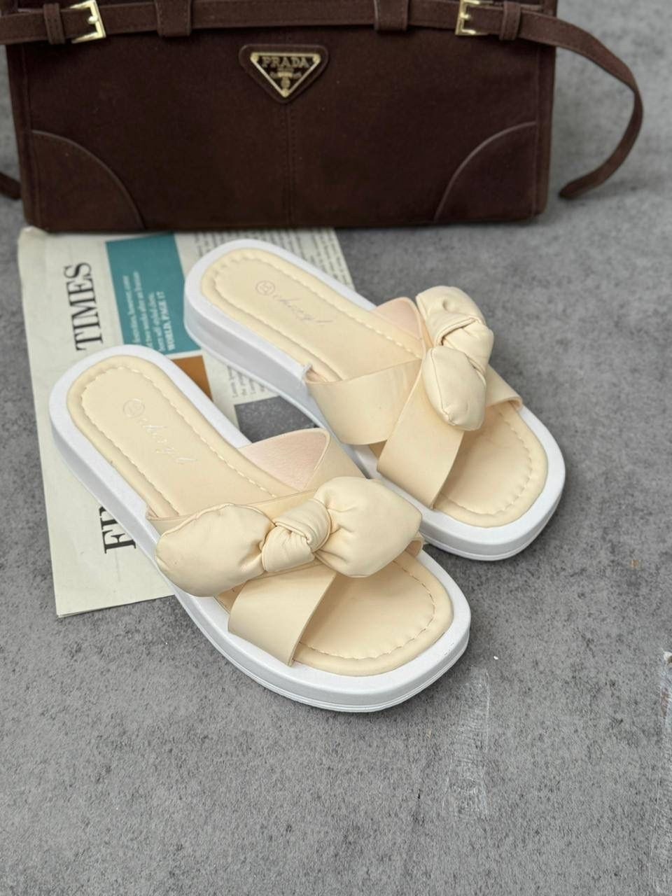 ,шлепанцы женские,шлепанцы с бантами,модные тапочки,шлепки с бантом