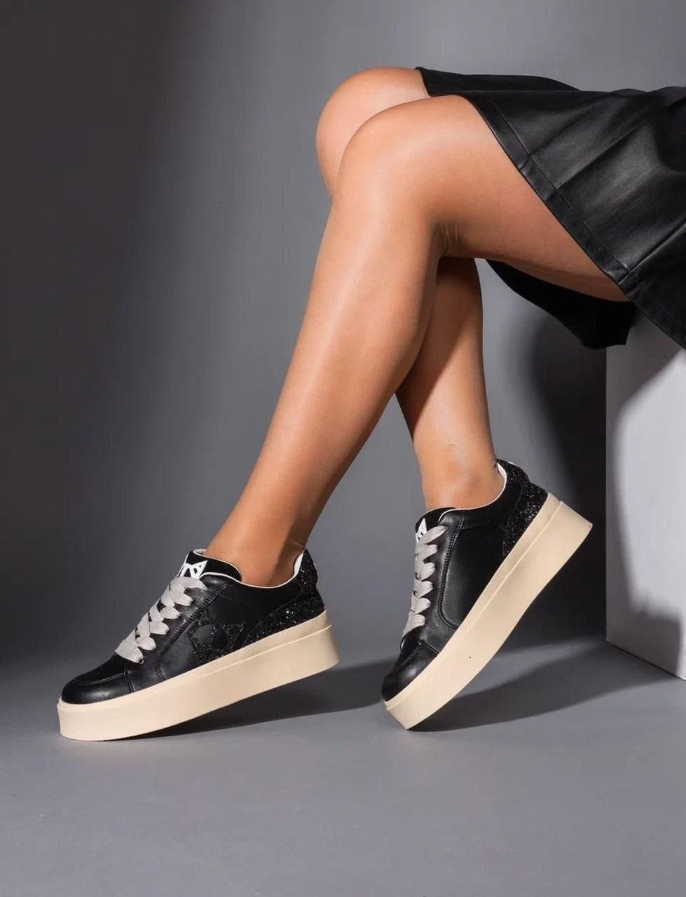 ,чёрные кеды с белой подошвой женские,кеды женски,черные кеды с белой подошвой,кроссовки женскиe