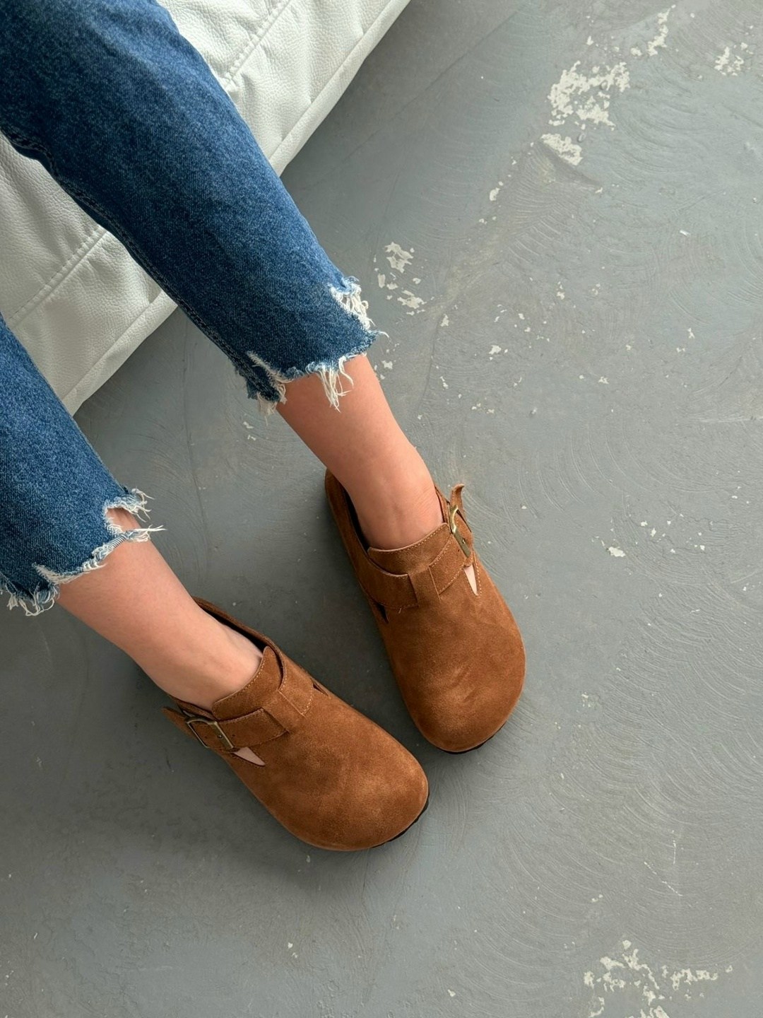 ,сабо замшевые закрытые биркинштоки birkenstock,повседневная , на плоской подошве,женская