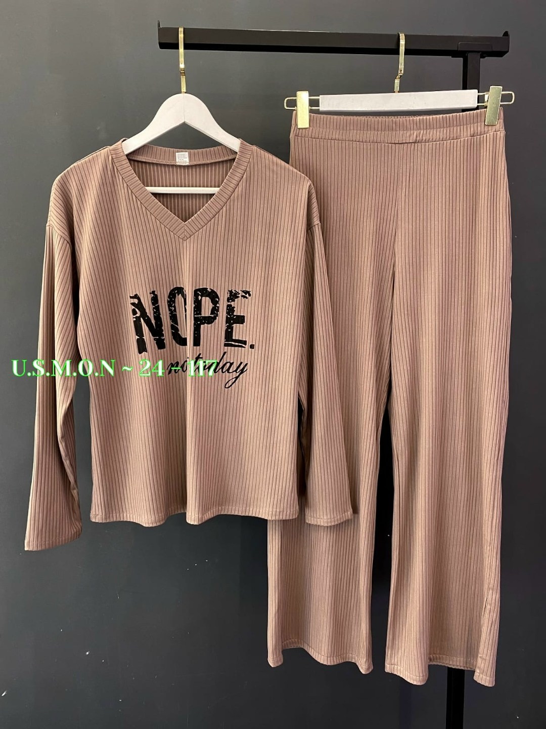 костюм женский трикотажный,брючный костюм лапша женский,женский костюм,костюм с брюками,женский брючный костюм