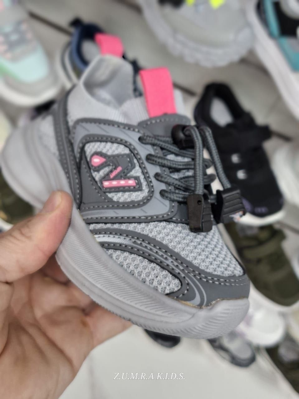 детские кроссовки,кроссовки,кроссовки для девочек,крутые детские кроссовки,кроссовки для малыша