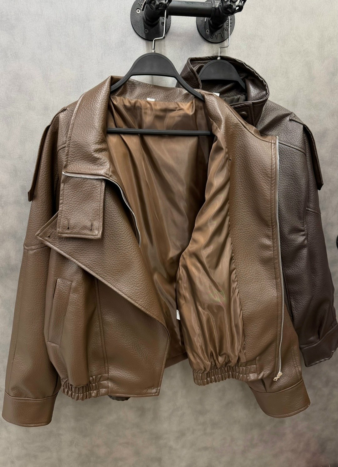 куртка кожаная,куртка оверсайз,женская кожаная куртка,мода стиль