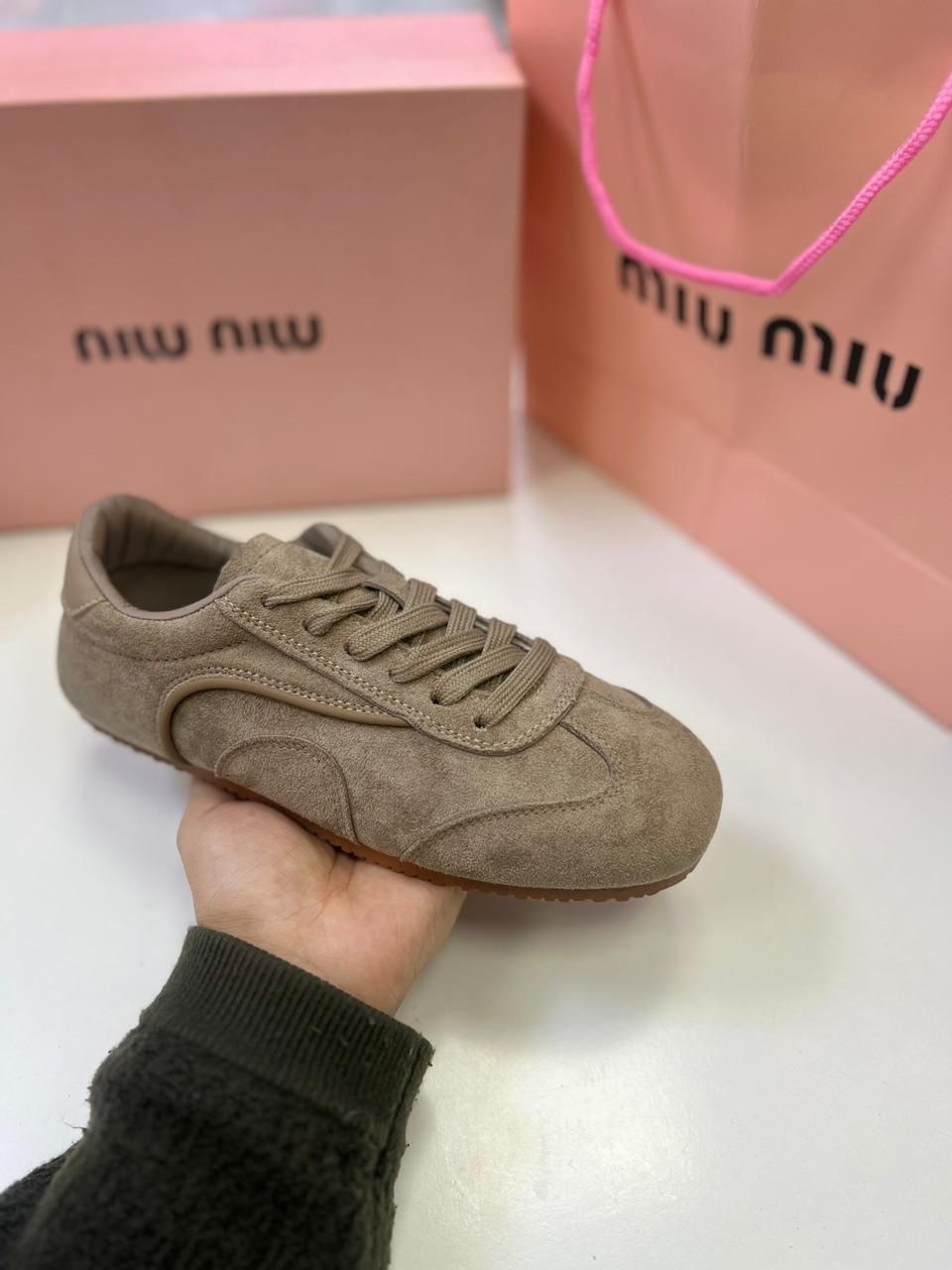 ,miu miu кроссовки женские,замшевые кроссовки,кроссовки miu miu,женские кроссовки